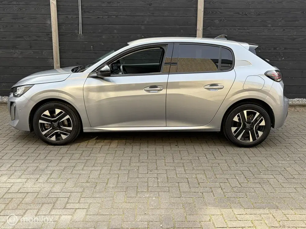 Peugeot 208 1.2 PureTech 100 Style 100 PK Clima uit 2025, foto 5