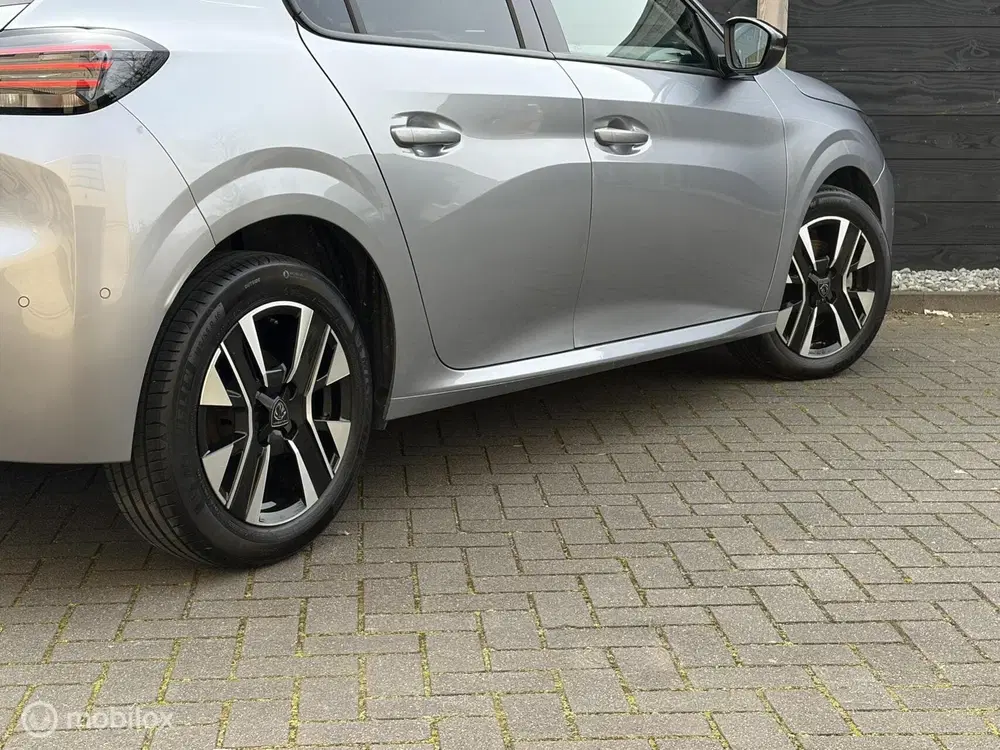 Peugeot 208 1.2 PureTech 100 Style 100 PK Clima uit 2025, foto 7