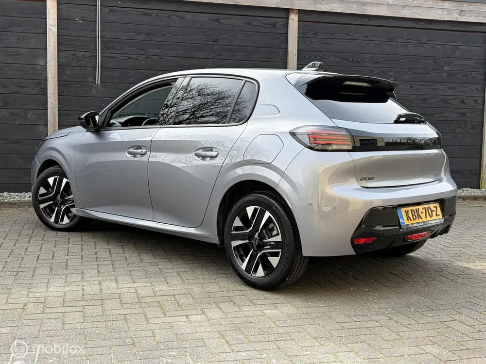 Peugeot 208 1.2 PureTech 100 Style 100 PK Clima uit 2025, foto 9
