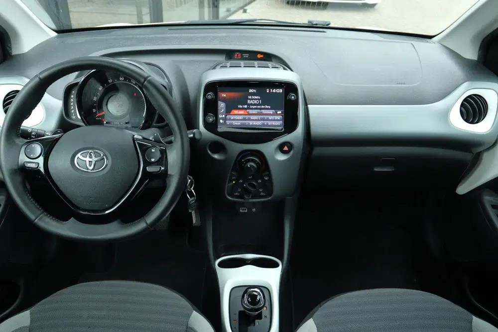 Toyota Aygo 1.0 VVT-i X-PLAY LIMITED AUT. uit 2019, foto 13