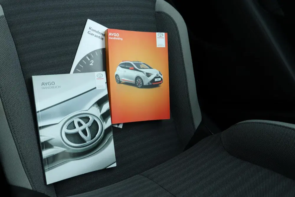 Toyota Aygo 1.0 VVT-i X-PLAY LIMITED AUT. uit 2019, foto 6