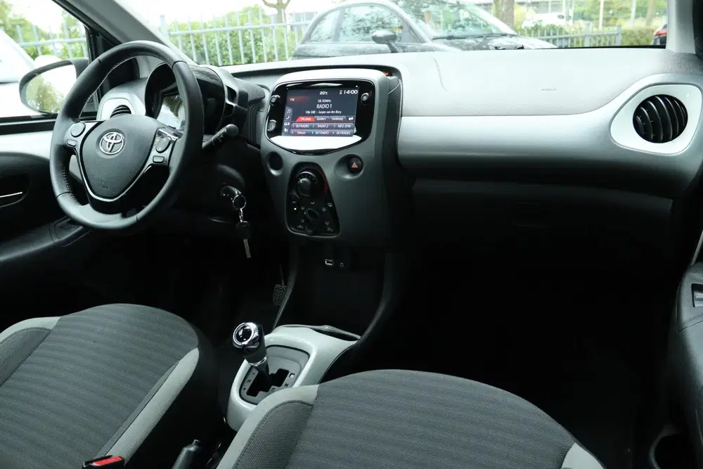 Toyota Aygo 1.0 VVT-i X-PLAY LIMITED AUT. uit 2019, foto 7