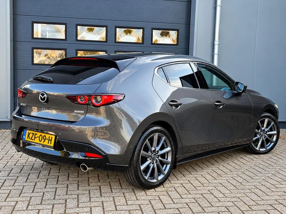Mazda 3 2.0 e-SkyActiv-G M Hybrid 150 Luxury uit 2022, foto 3