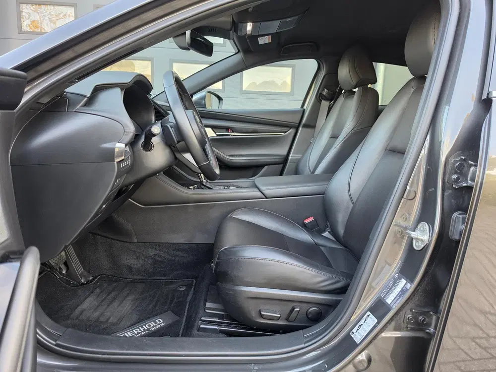 Mazda 3 2.0 e-SkyActiv-G M Hybrid 150 Luxury uit 2022, foto 5