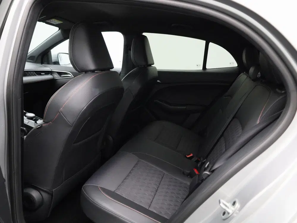MG MG3 1.5 Hybrid+ Luxury uit 2025, foto 11