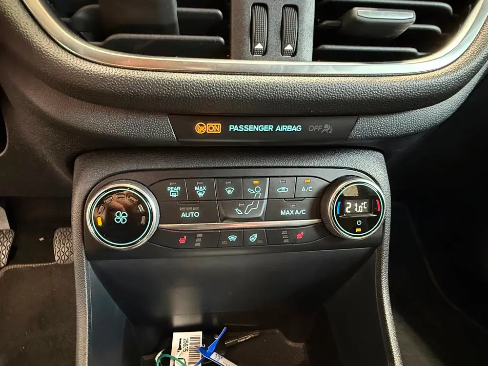 Ford Fiesta 1.0 EcoBoost Titanium uit 2020, foto 14