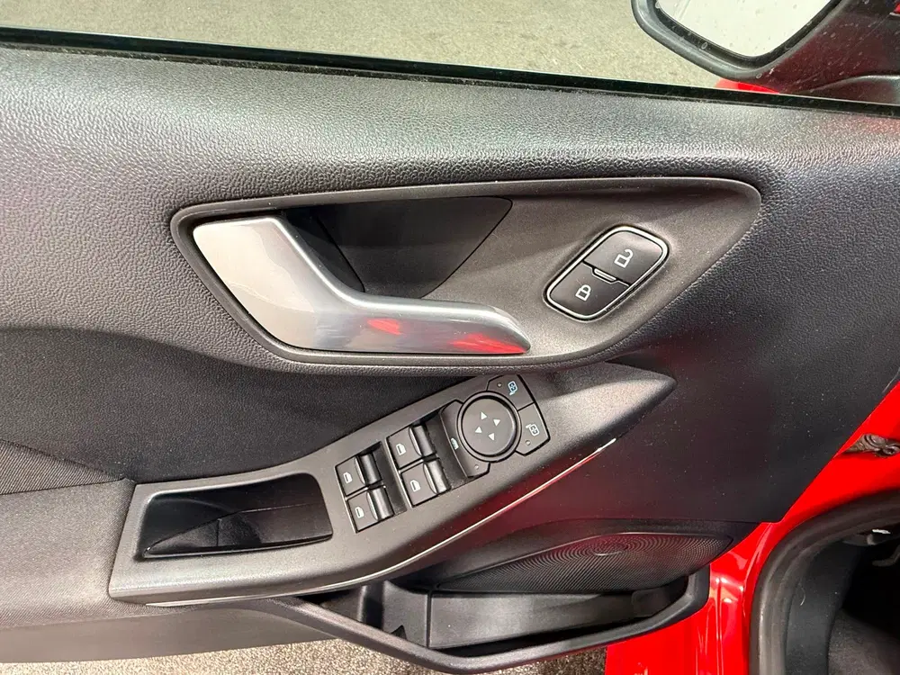 Ford Fiesta 1.0 EcoBoost Hybrid ST-Line uit 2022, foto 10