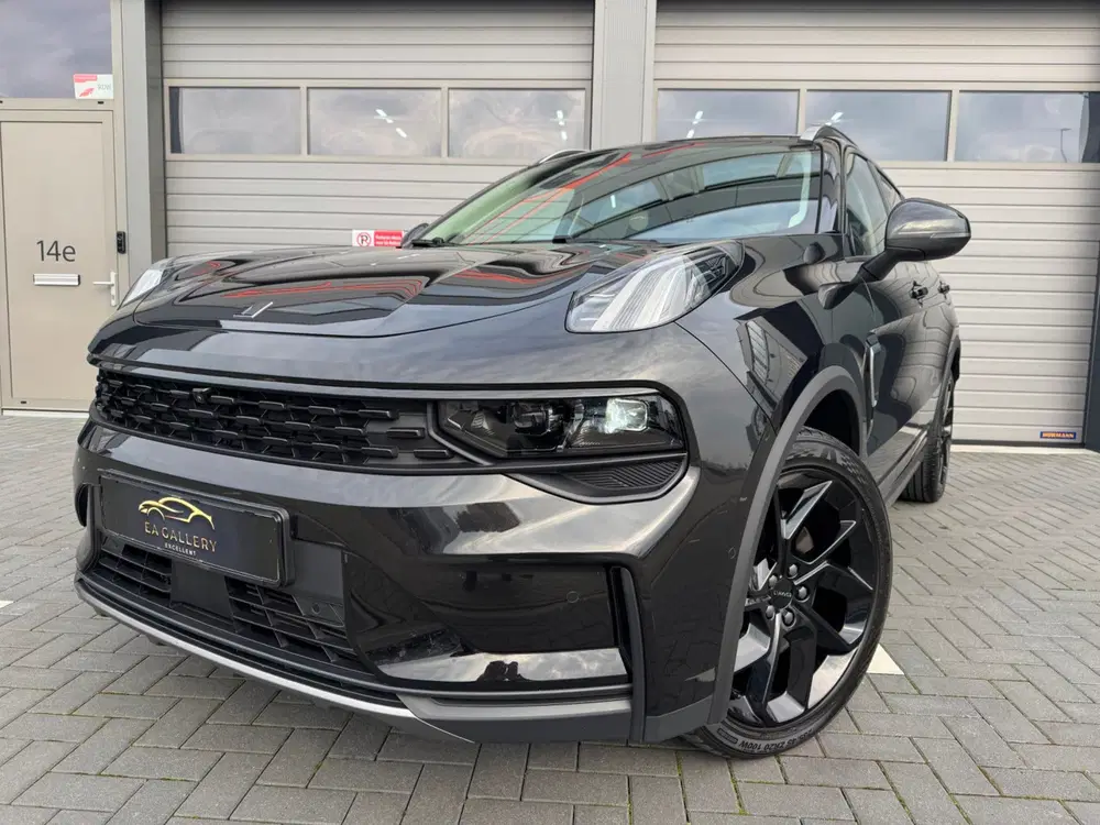 Lynk & Co 01 1.5 bomvol Black Edition 261PK 360Camera Z uit 2023, foto 4