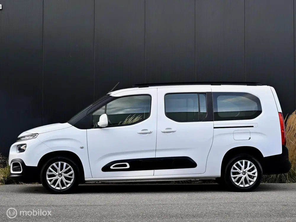 Citroën Berlingo Citroen Berlingo XL Feel 110pk I 7 zitplaa uit 2019, foto 2