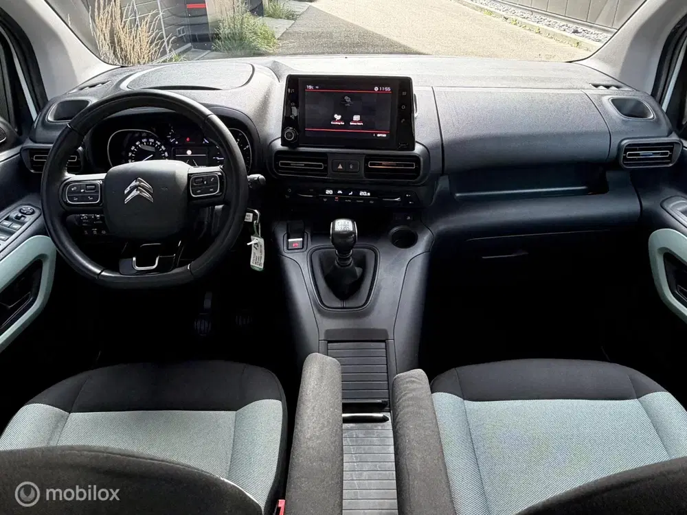 Citroën Berlingo Citroen Berlingo XL Feel 110pk I 7 zitplaa uit 2019, foto 6
