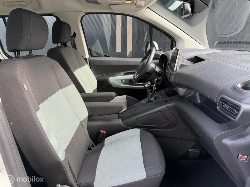 Citroën Berlingo Citroen Berlingo XL Feel 110pk I 7 zitplaa uit 2019, foto 9