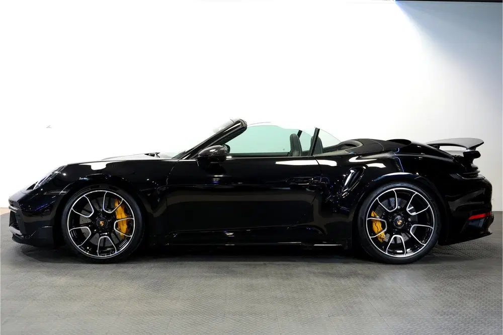 Porsche 911 3.8 Turbo S 478kW uit 2022, foto 4