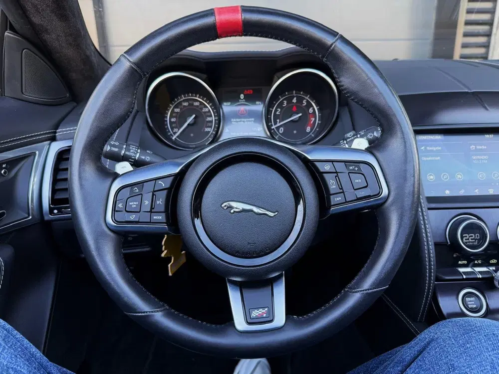 Jaguar F-Type 2.0T Chequered Flag 1e eigenaar uit 2021, foto 13