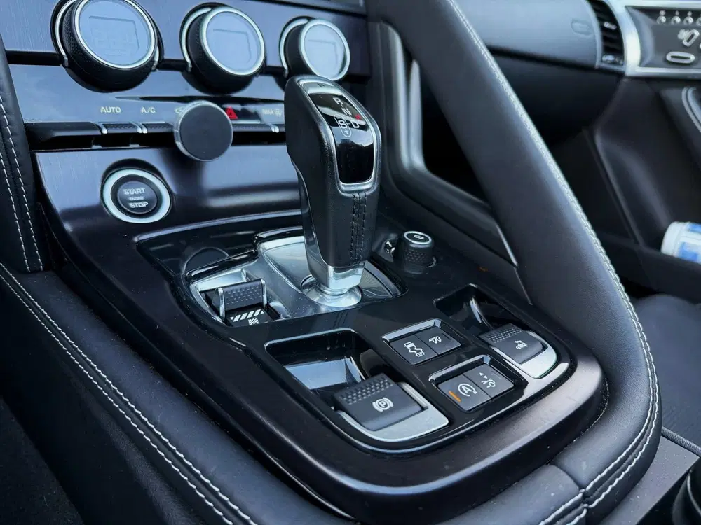 Jaguar F-Type 2.0T Chequered Flag 1e eigenaar uit 2021, foto 14