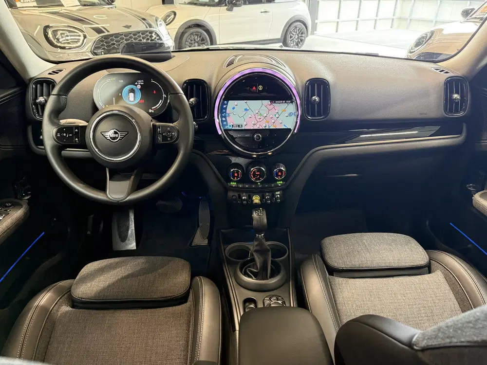 Mini Countryman 2.0 Cooper SE ALL4 Camera uit 2022, foto 5