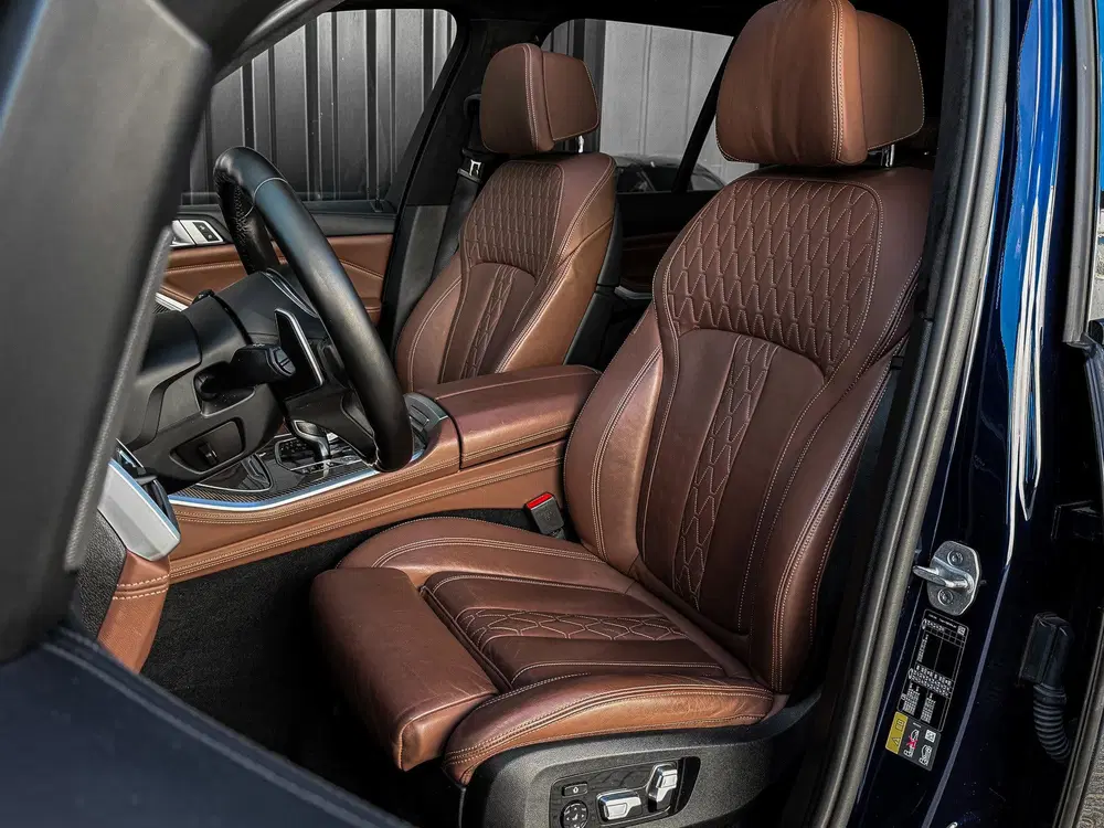 BMW X5 45e XDrive45e High Executive 3X M-SPORT SO uit 2021, foto 2
