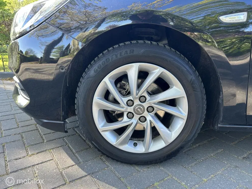 Opel Astra 1.2 Blitz Elegance uit 2021, foto 9