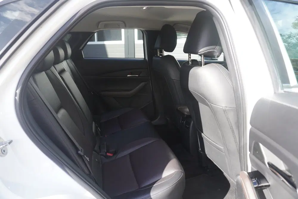 Mazda CX-30 2.0 e-SkyActiv-X M Hybrid Comfort Camera uit 2019, foto 10