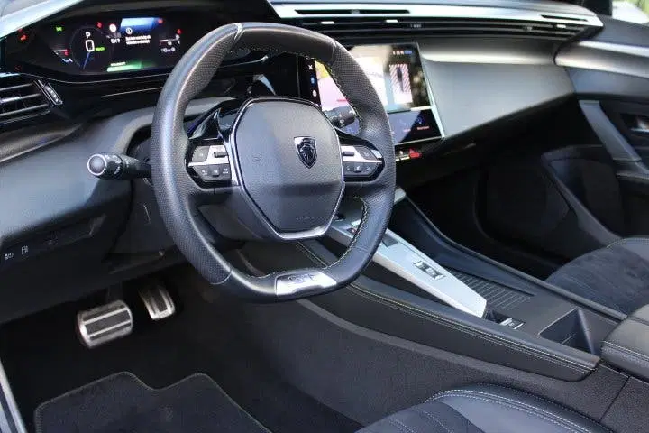Peugeot 308 1.6 Plug-in Hybrid 225 GT uit 2023, foto 14