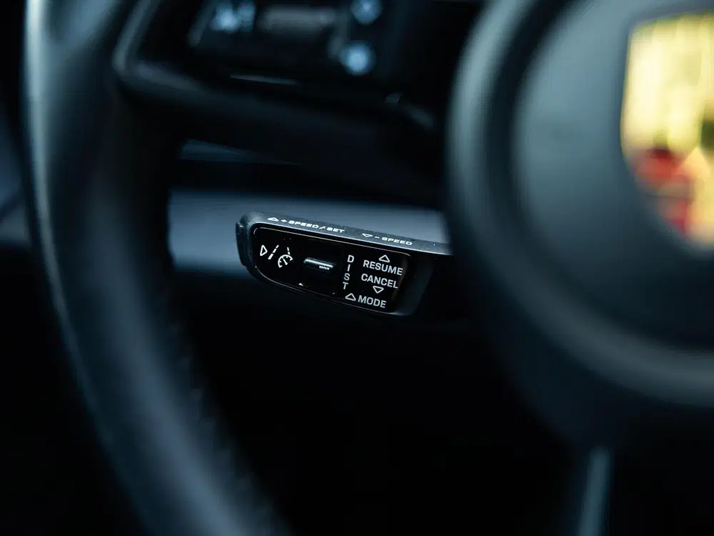 Porsche Taycan 4 93 kWh uit 2021, foto 12