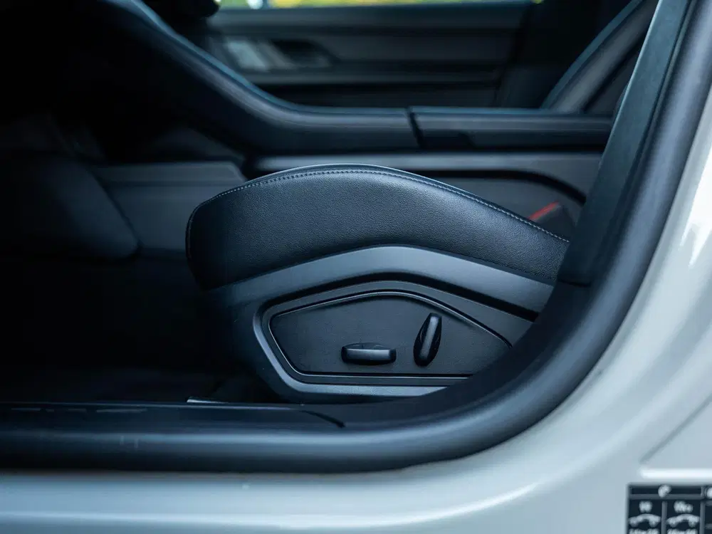 Porsche Taycan 4 93 kWh uit 2021, foto 6