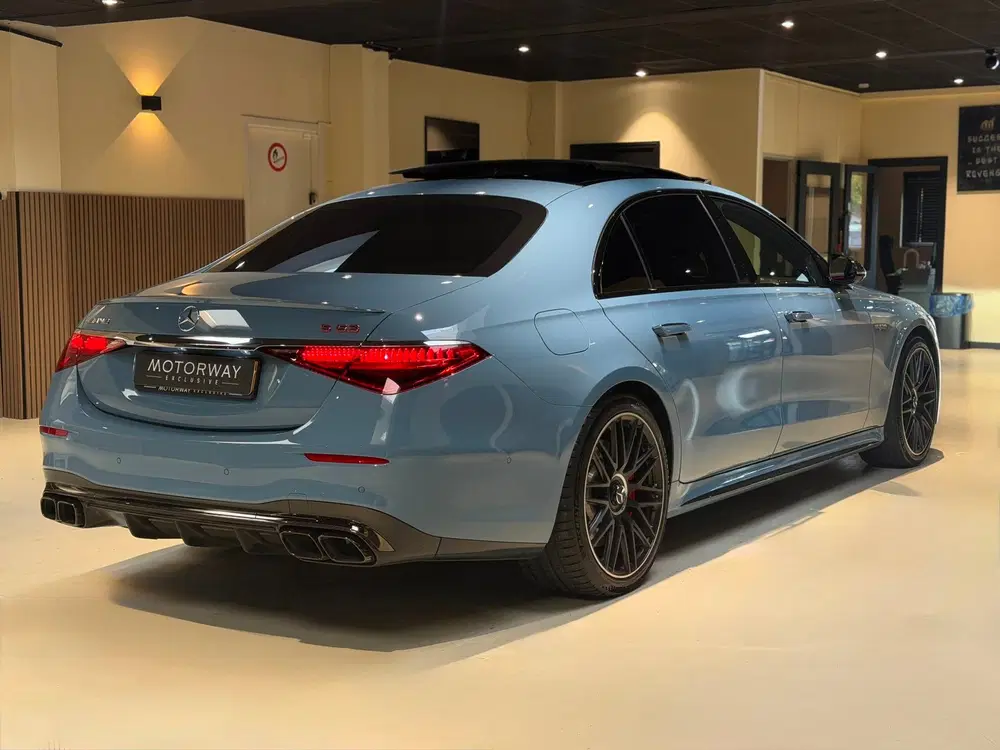 Mercedes-Benz S-Klasse AMG 63 S E Performance uit 2024, foto 8