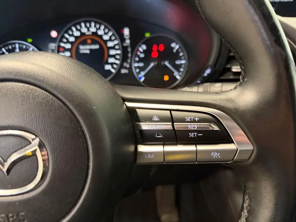 Mazda 3 2.0 SKYACTIVE X uit 2019, foto 15
