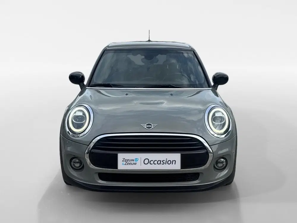 Mini Cooper 1.5 Cooper Business Edition Automaat uit 2019, foto 2