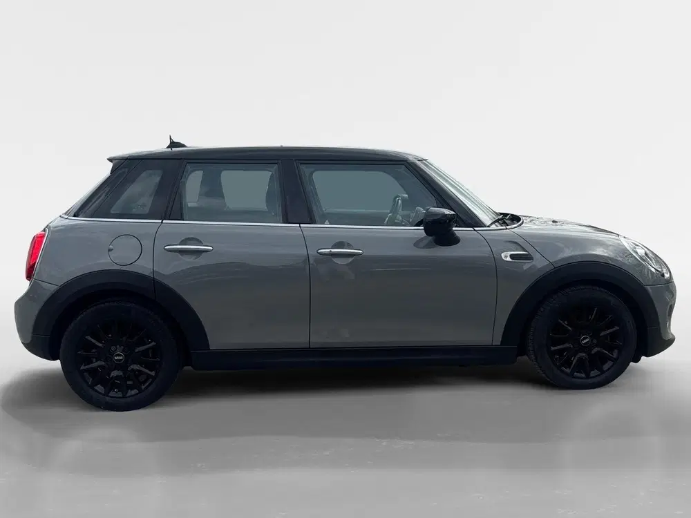 Mini Cooper 1.5 Cooper Business Edition Automaat uit 2019, foto 6