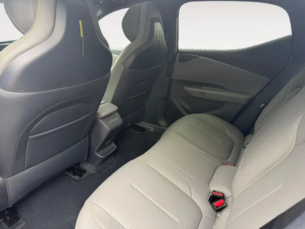 Lynk & Co 02 More 66 kWh 360 Camera uit 2025, foto 13
