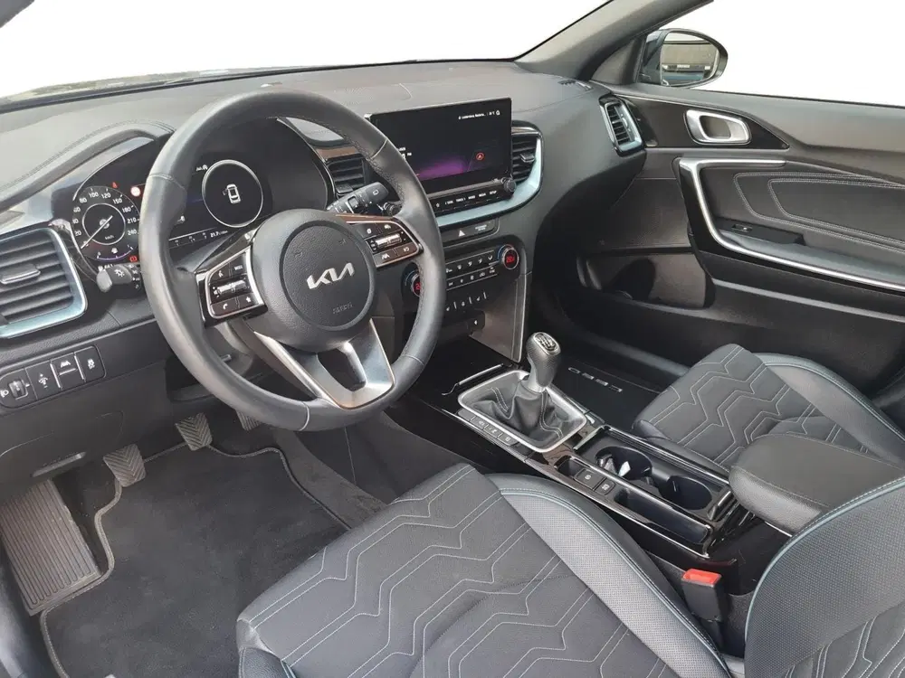 Kia Ceed 1.0T Design Edition uit 2025, foto 15