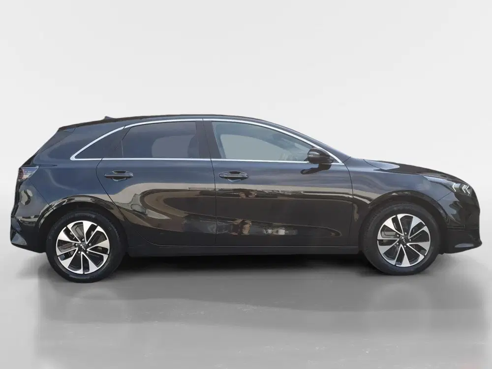 Kia Ceed 1.0T Design Edition uit 2025, foto 4