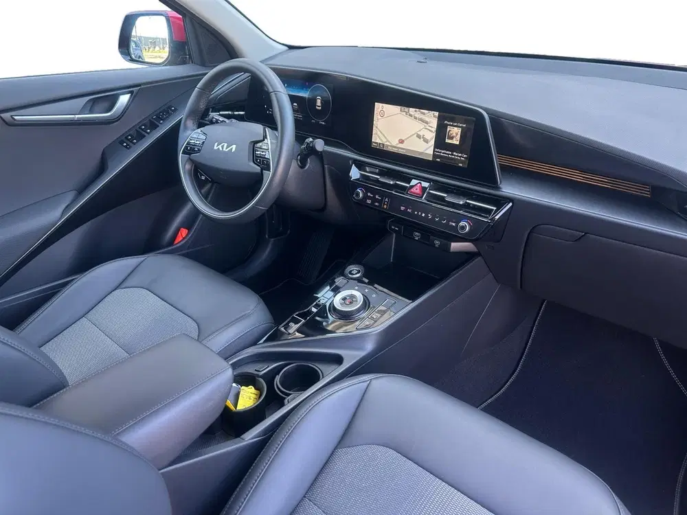 Kia Niro 1.6 GDi Hybrid DynamicLine uit 2024, foto 11