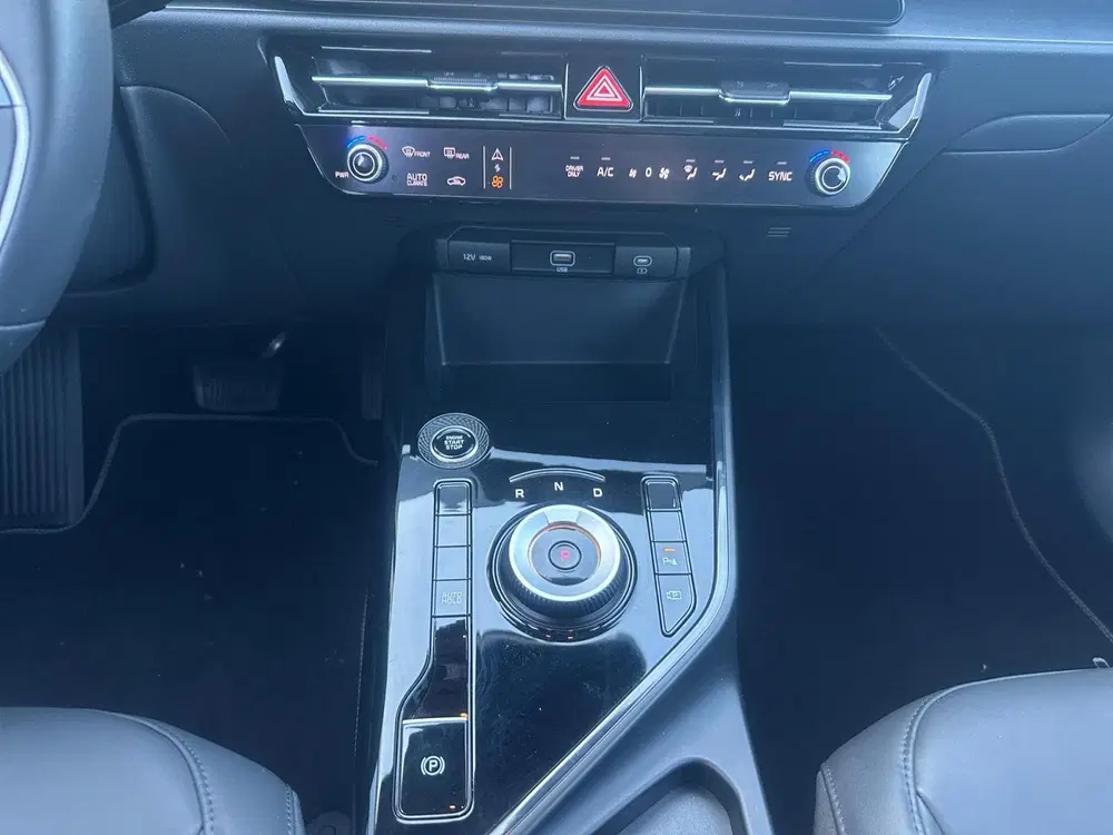 Kia Niro 1.6 GDi Hybrid DynamicLine uit 2024, foto 14