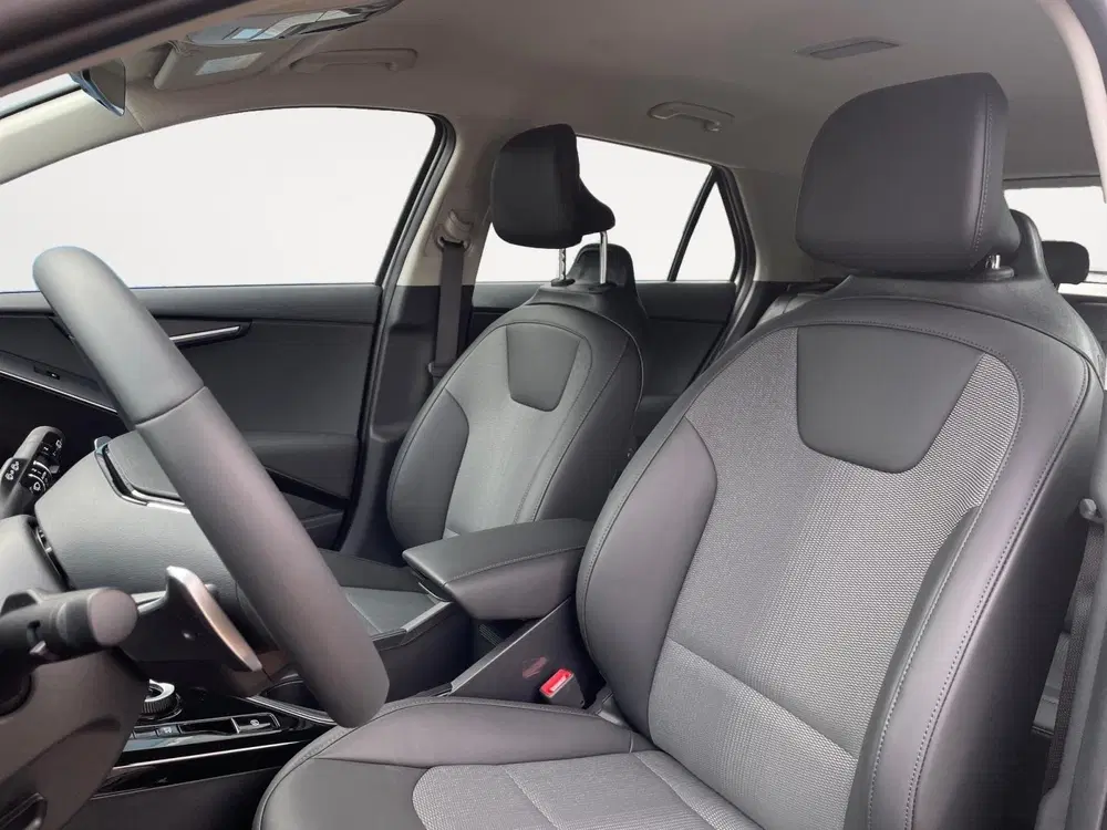 Kia Niro 1.6 GDi Hybrid DynamicLine uit 2026, foto 11