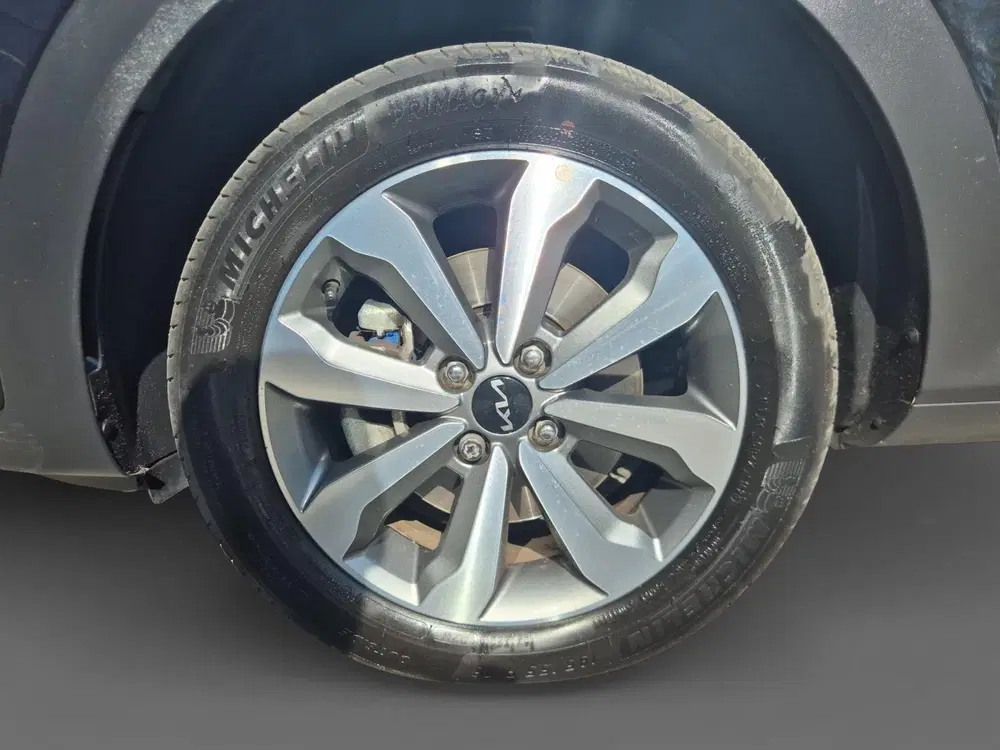 Kia Stonic 1.0 T-GDi MHEV DynamicPlusLine uit 2023, foto 9