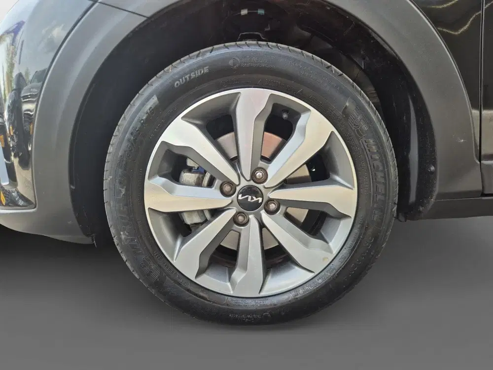 Kia Stonic 1.0 T-GDi MHEV DynamicPlusLine uit 2024, foto 9