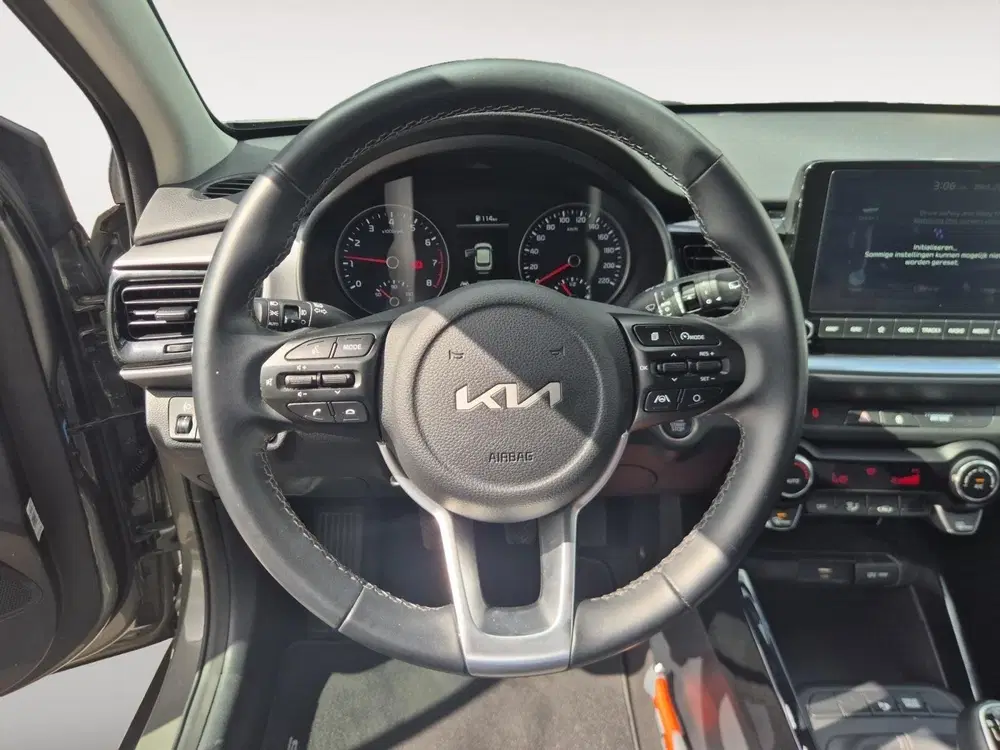 Kia Stonic 1.0 T-GDi MHEV DynamicPlusLine uit 2023, foto 12