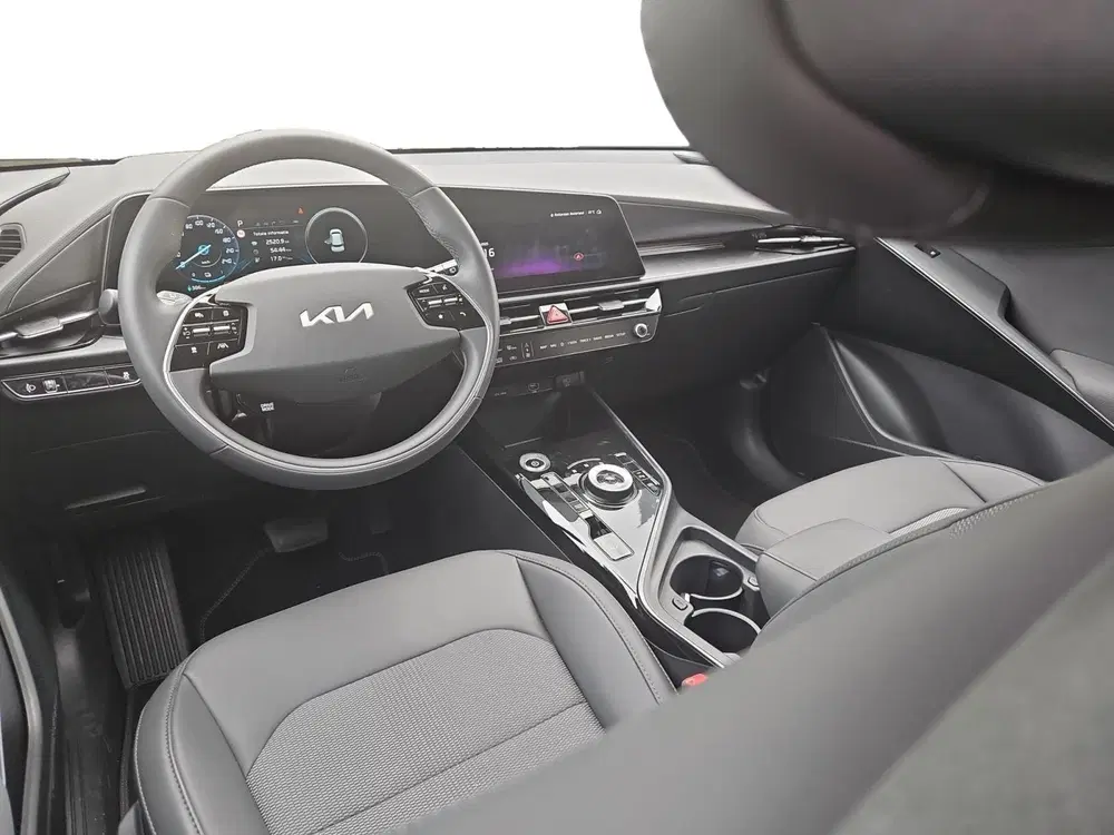 Kia Niro DynamicLine 64.8 kWh uit 2025, foto 13
