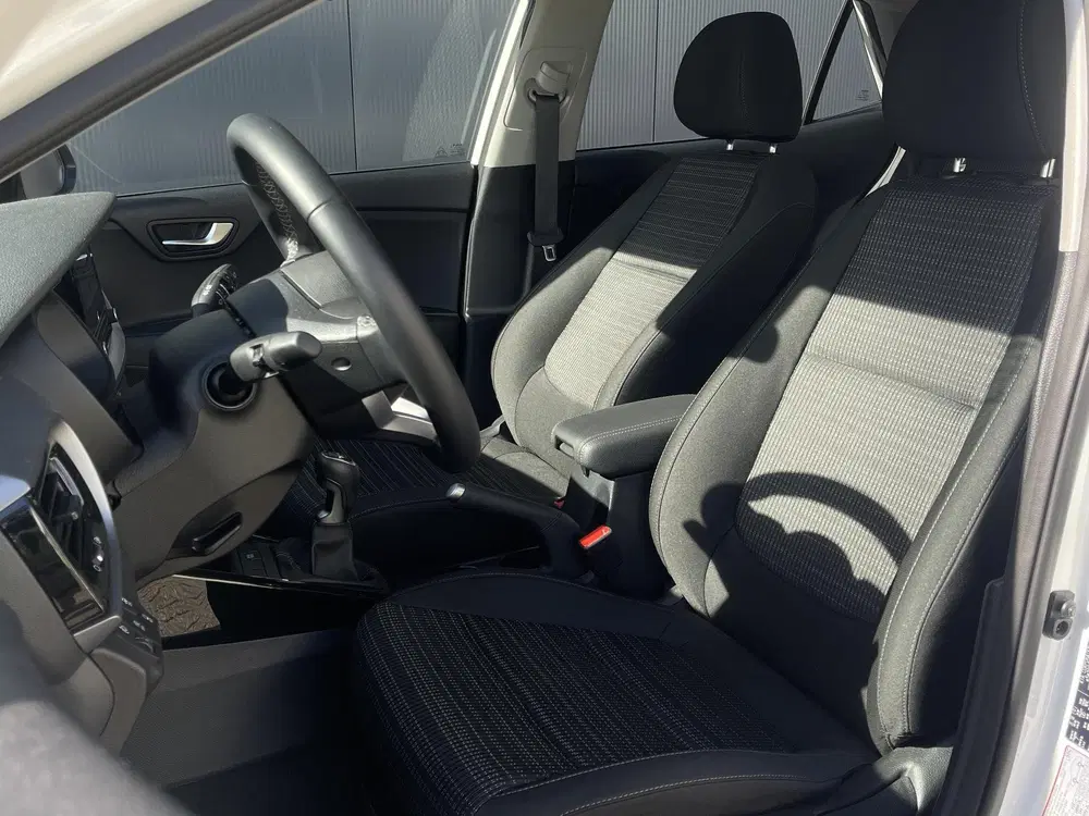 Kia Stonic 1.0 T-GDi MHEV DynamicLine uit 2025, foto 9