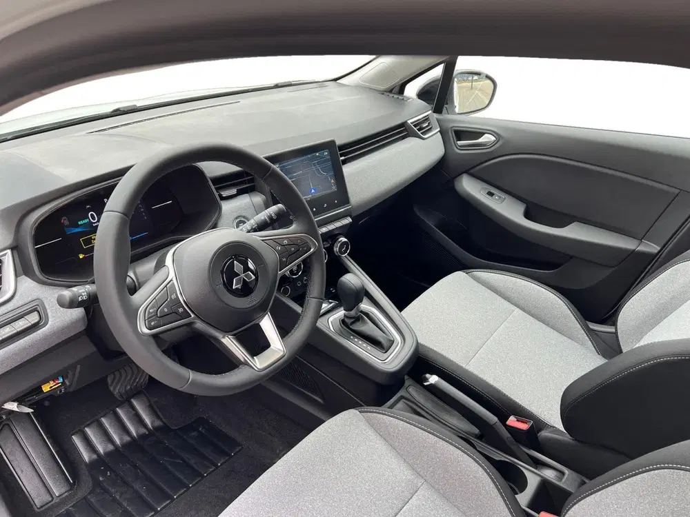 Mitsubishi Colt 1.6 HEV Intense uit 2025, foto 11