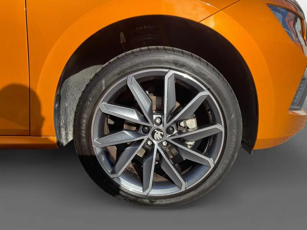 Skoda Kamiq 1.5 TSI Sport Business 150PK AUTOMAAT uit 2025, foto 4