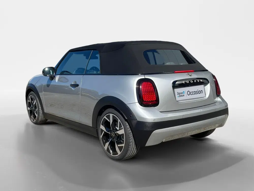 Mini Cabrio 2.0 Cooper C Classic uit 2025, foto 11