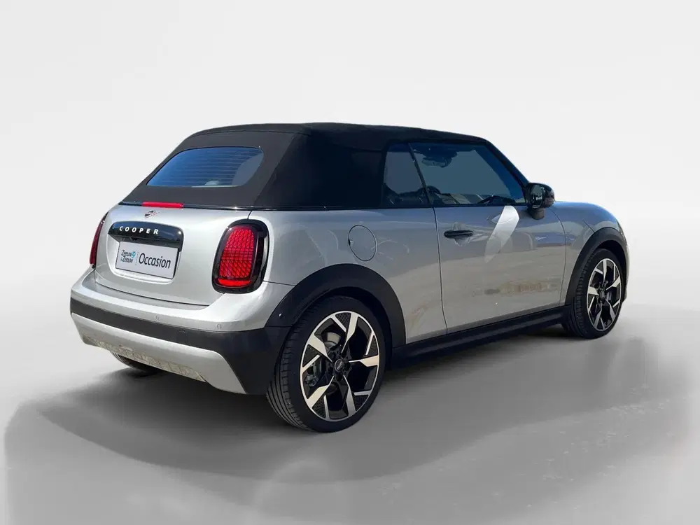 Mini Cabrio 2.0 Cooper C Classic uit 2025, foto 2