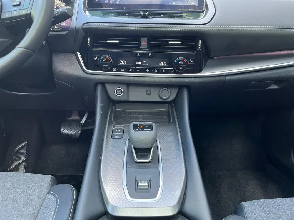 Nissan Qashqai 1.3 MHEV Xtronic N-Connecta NAVI uit 2025, foto 8
