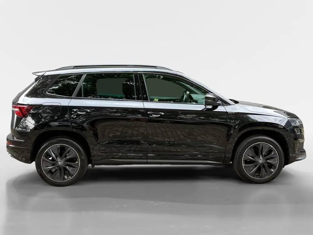 Skoda Karoq 1.5 TSI ACT Sportline Business 150PK DSG A uit 2025, foto 4