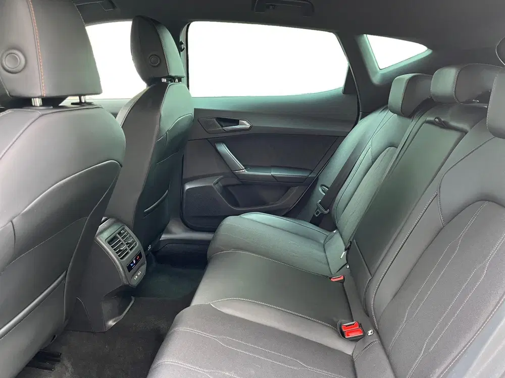 Cupra Formentor 1.4 e-Hybrid Business uit 2024, foto 6