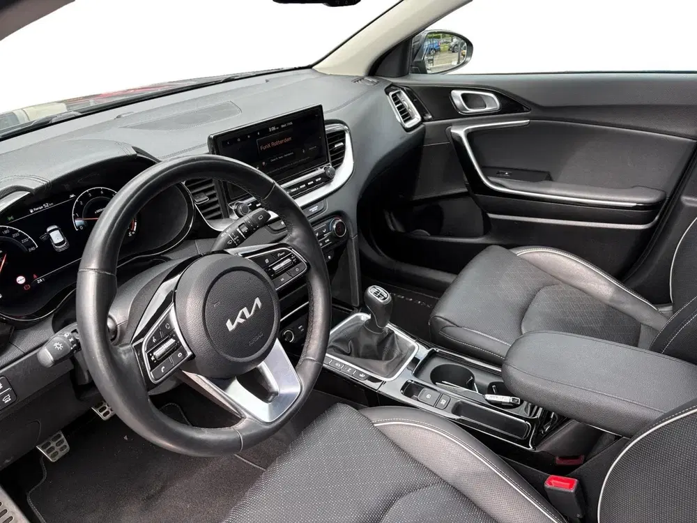 Kia XCeed 1.5 T-GDI MHEV ExecutiveLine uit 2022, foto 15