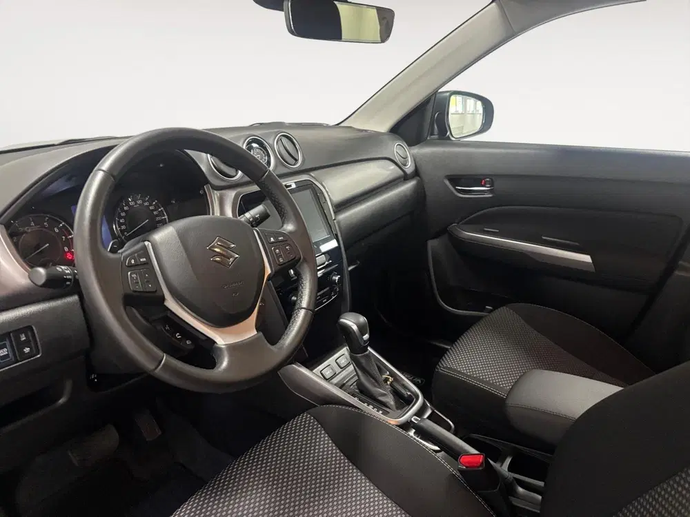Suzuki Vitara 1.5 Hybrid Select AUTOMAAT NAVI AIRCO ADAP uit 2025, foto 7