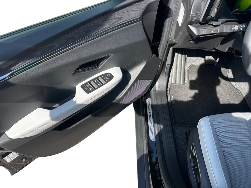 Renault Scenic E-Tech EV87 long range iconic uit 2025, foto 12